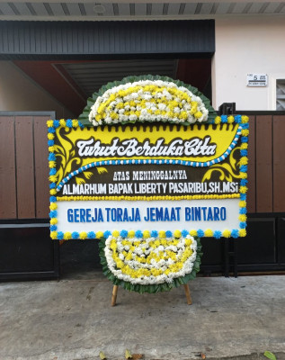 Papan Bunga Duka di Pegangsaan Dua