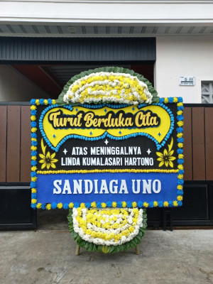 Papan Bunga Duka di Pegangsaan Dua
